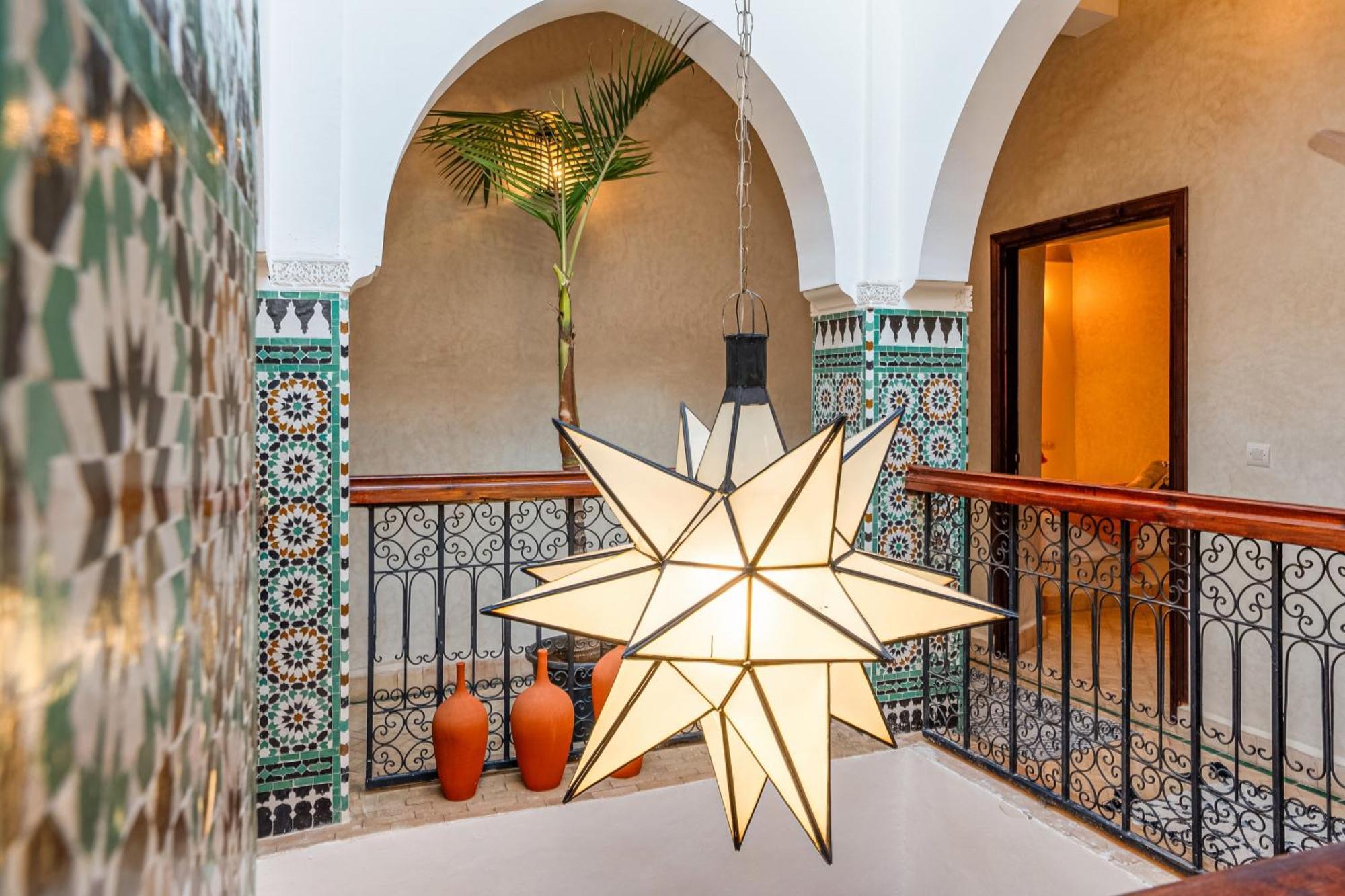 Riad Prive Dar L'Etoile - Jacuzzi Piscine & Petit Dej Inclus Marrakesh Extérieur photo