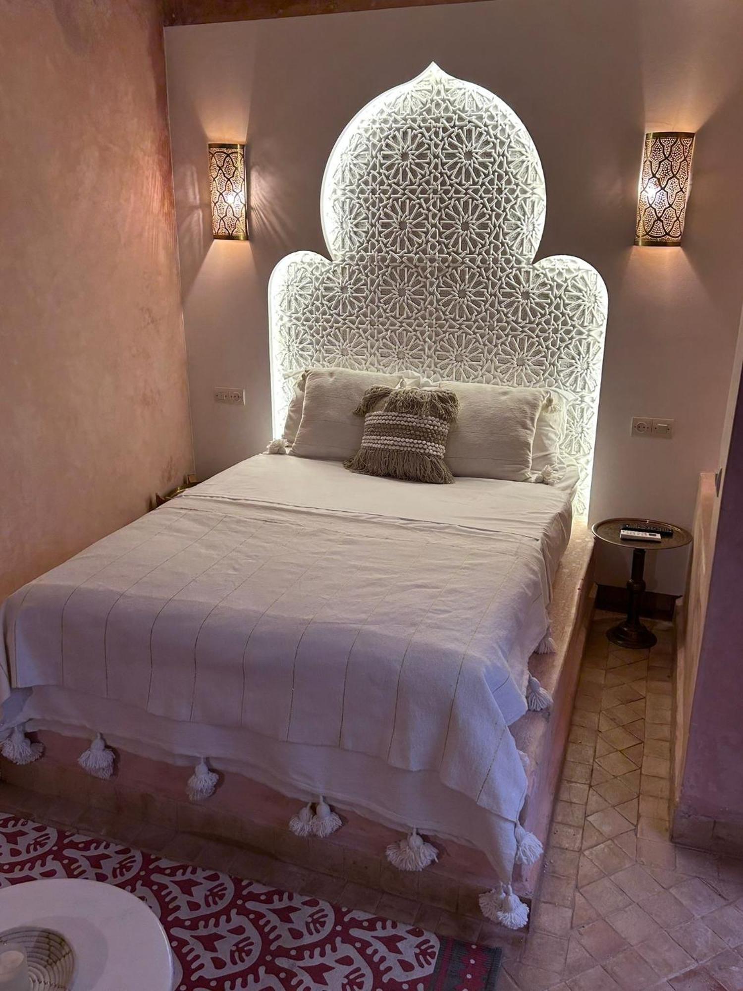 Riad Prive Dar L'Etoile - Jacuzzi Piscine & Petit Dej Inclus Marrakesh Extérieur photo